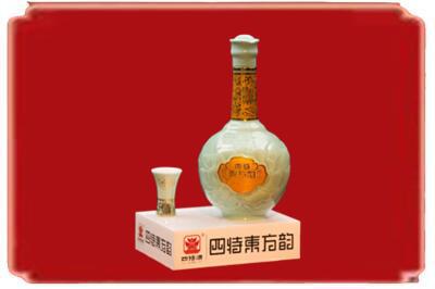 沈阳烟酒回收四特酒.jpg